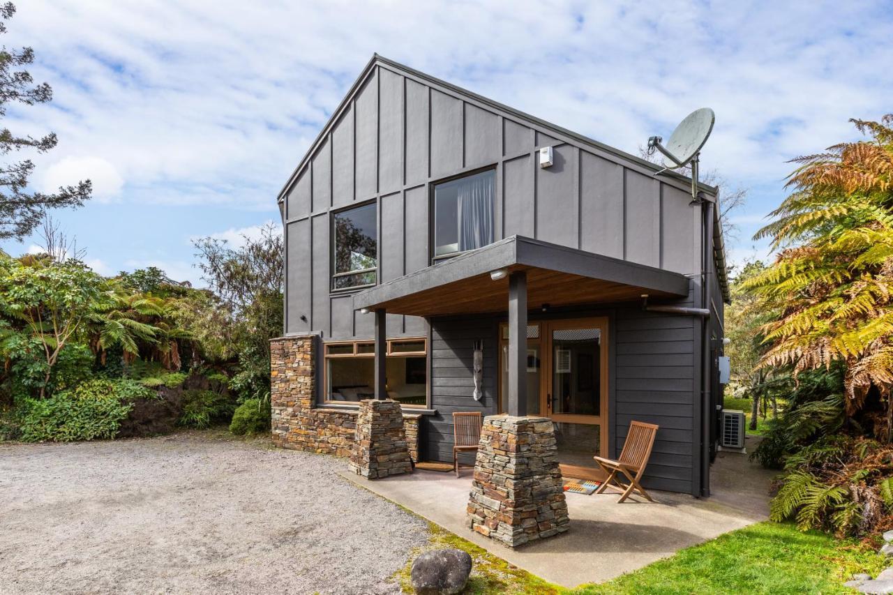 Turangi Trout Lodge Exterior foto