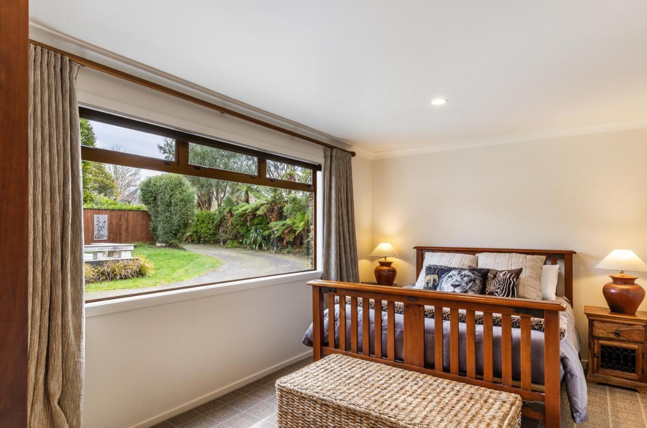 Turangi Trout Lodge Exterior foto