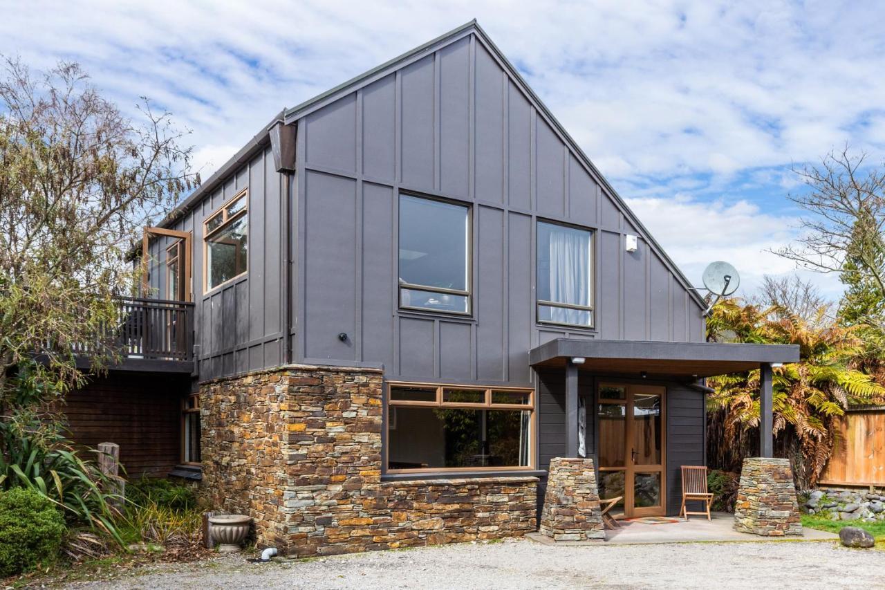 Turangi Trout Lodge Exterior foto