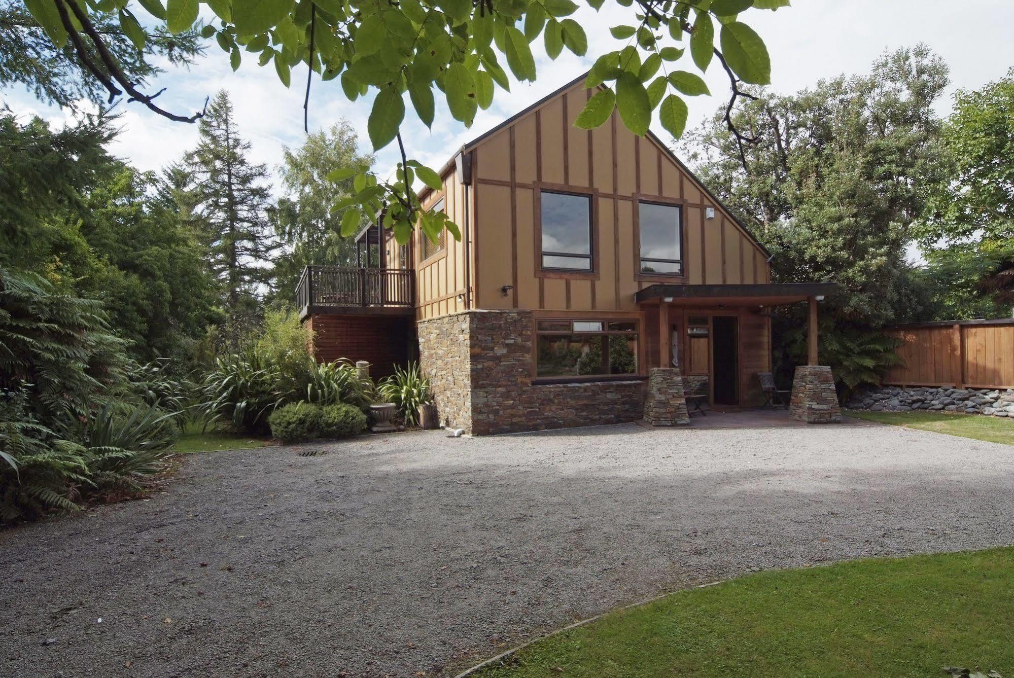 Turangi Trout Lodge Exterior foto